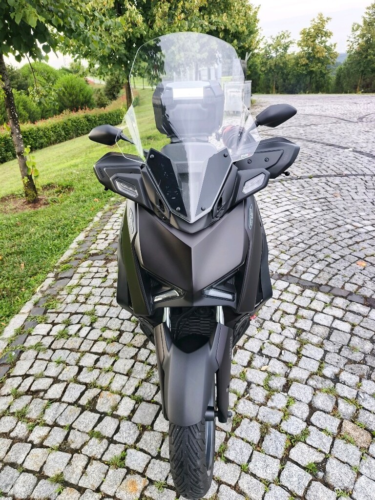 YAMAHA XMAX 300 TECH MAX - 3