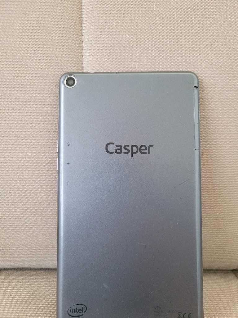 16 GB Casper wifi kamera herşey aktif . Android 5.1 dir. Sadece 500 t - 2