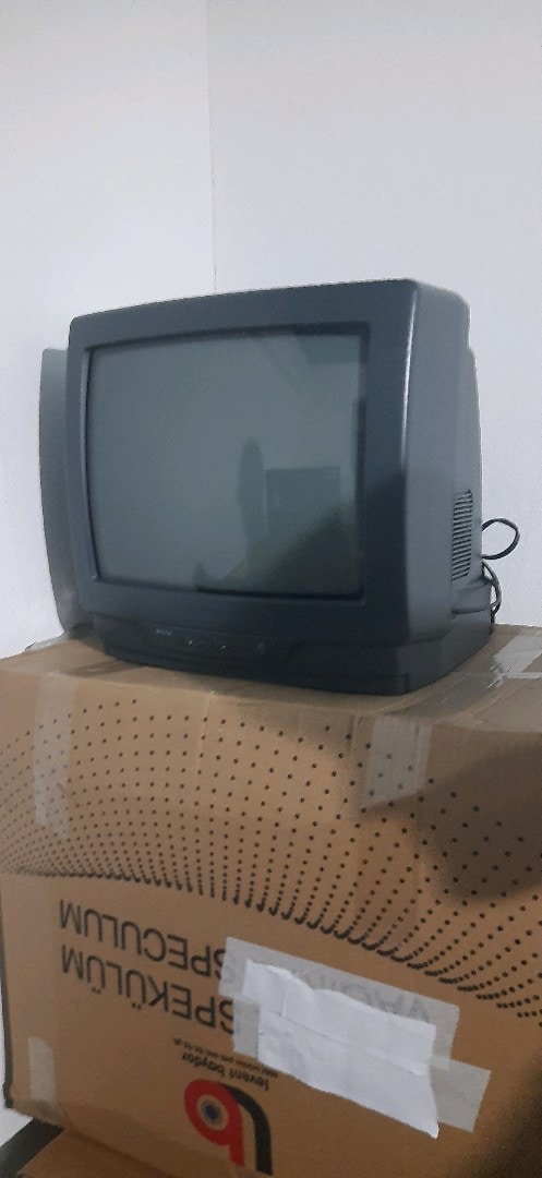 37 ekran tv ve uydu,çanak anten 90x90 - 3