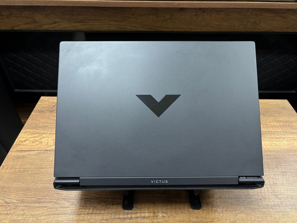 HP Victus i5-12450H 16GB 512GB RTX3050 15.6" FHD 144Hz Gaming Notebook - 4