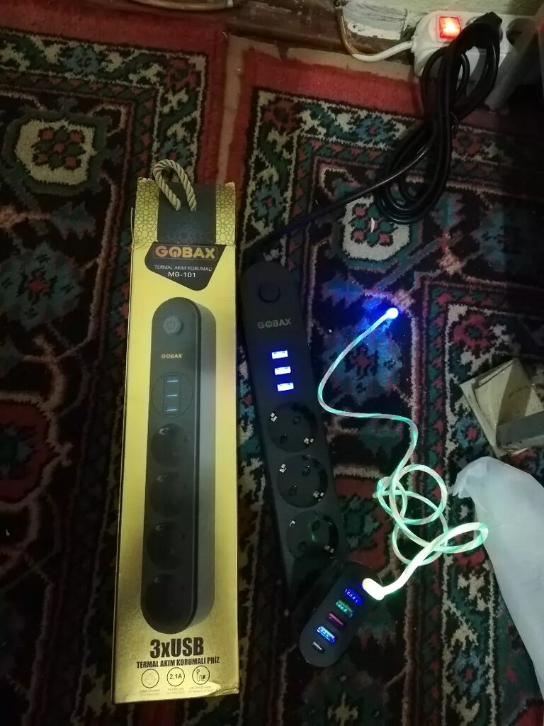4 lü akım korumalı 3 usb li piriz - 4