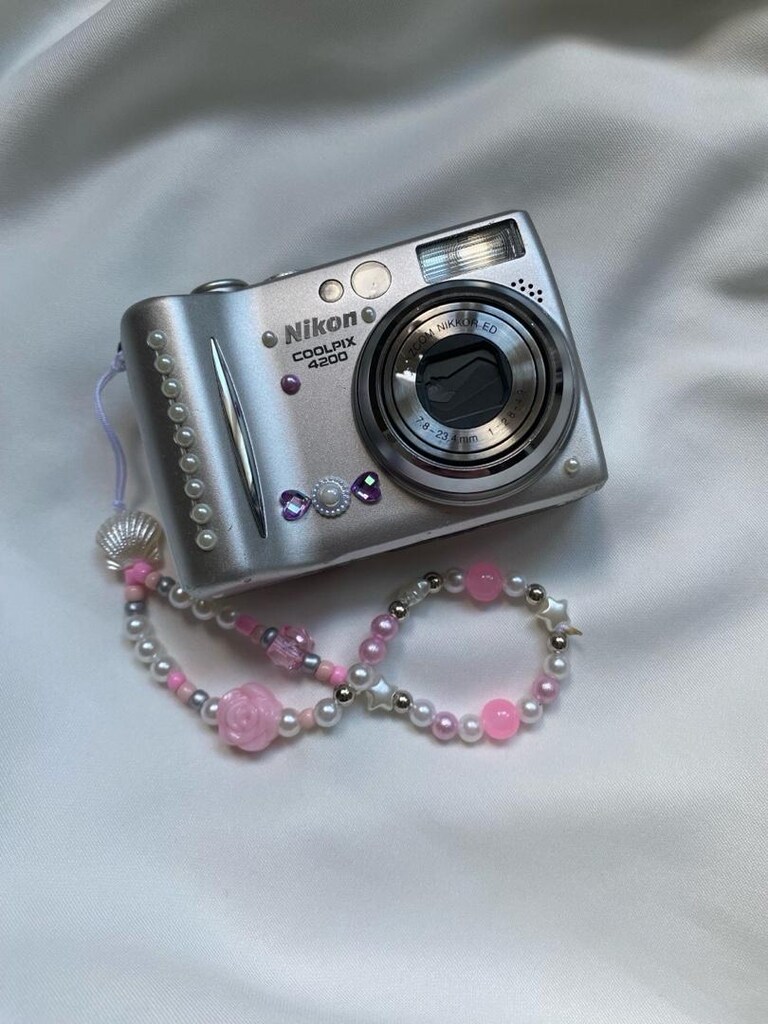 Nikon Coolpix 4200 Retro Dijital Fotoğraf Makinesi