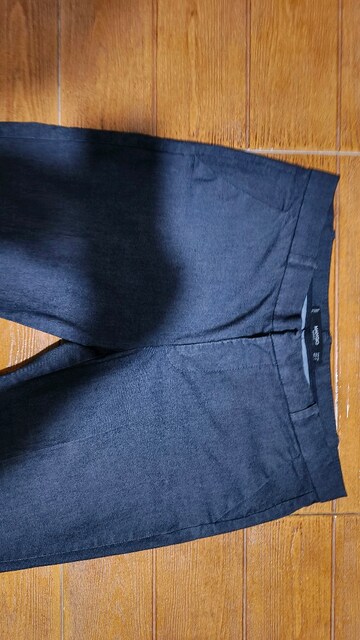 #Mango ünlü markadan likralı pantolon..Koyu lacivertimsi antrasit