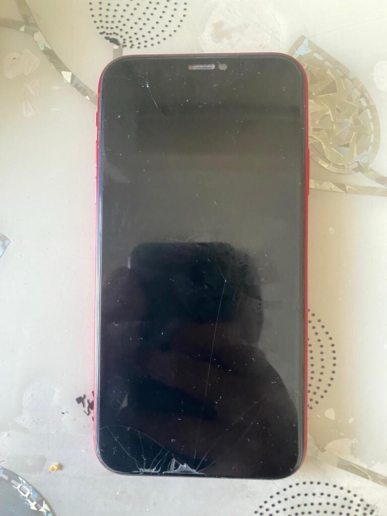iPhone xr - 2