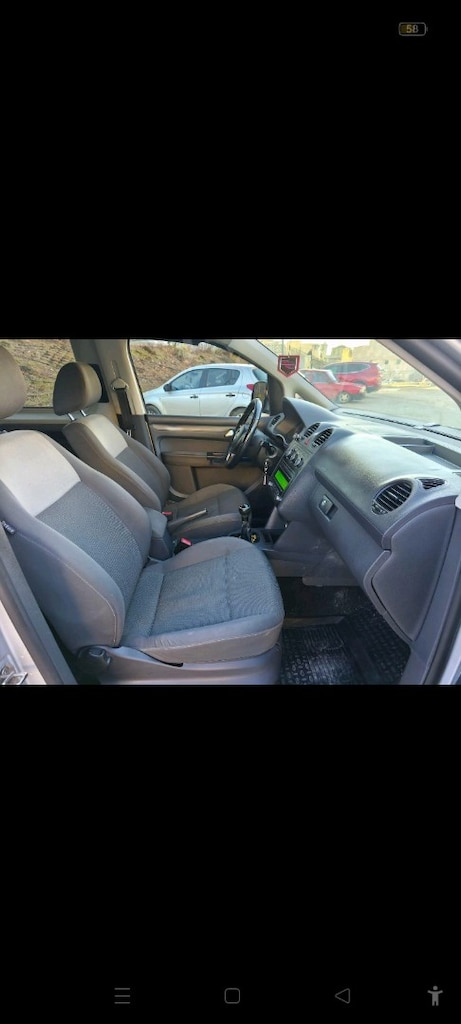 Volkswagen Caddy - 10