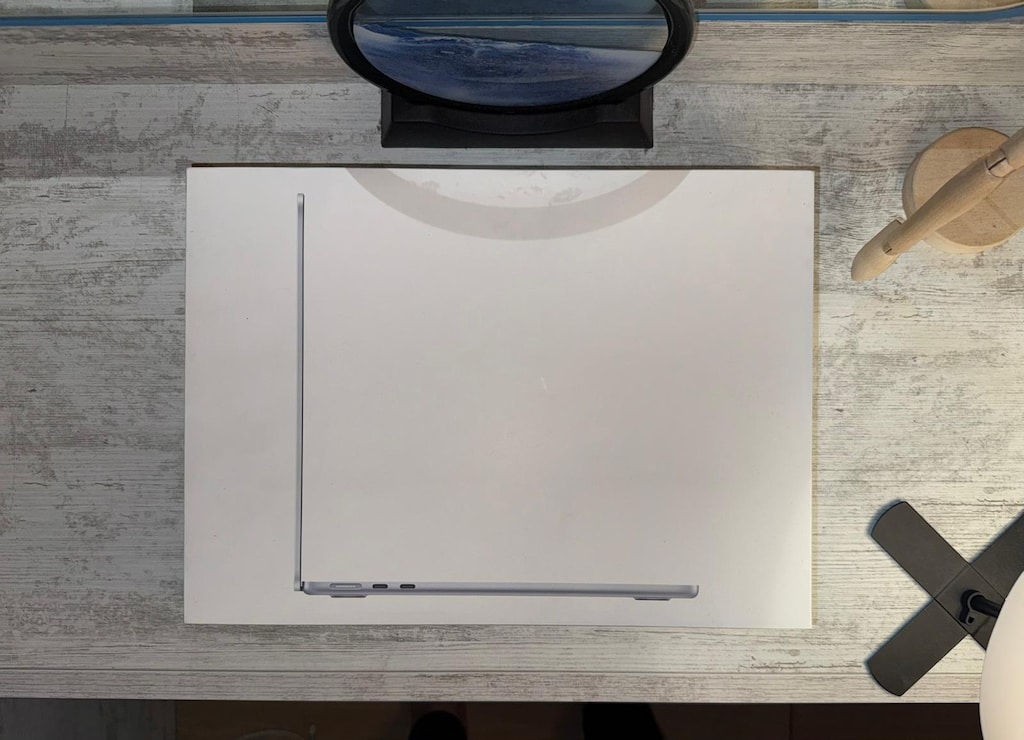 MACBOOK AİR M4 SIFIR KAPALI KUTU TR - 3