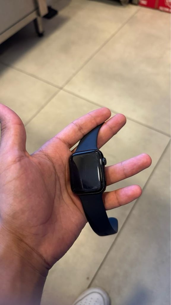 Apple Watch SE 2. Nesil - 6