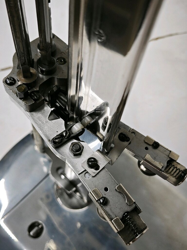 eastman kesim motoru, kesim masası, pastal başı - 6