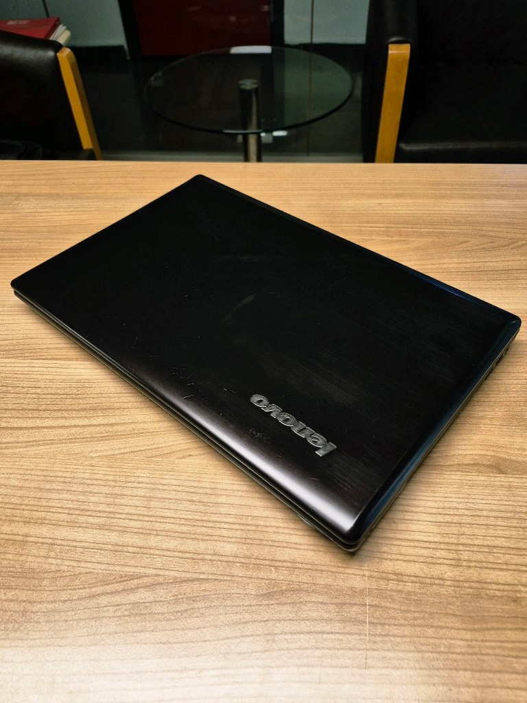 Laptop LENOVO i5 İşlemci 12GB Ram SSD Windows 11 - 6