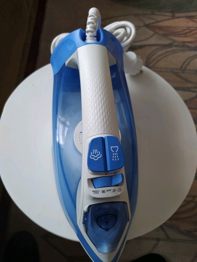 PHILIPS.ÜTÜ - 2