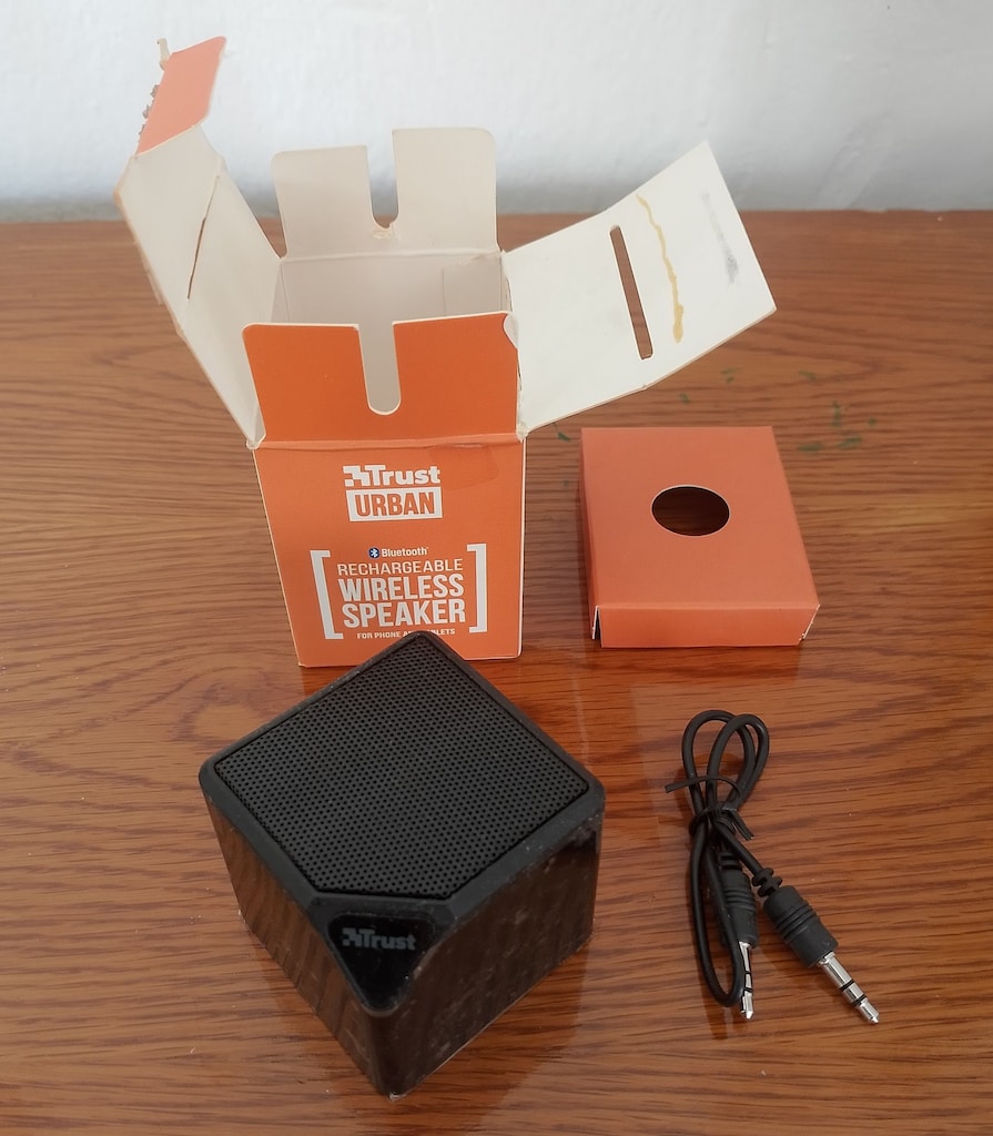 Trust Urban 6 Watt Bluetooth Hoparlör Şarj Edilebilir USB Micro SD - 3