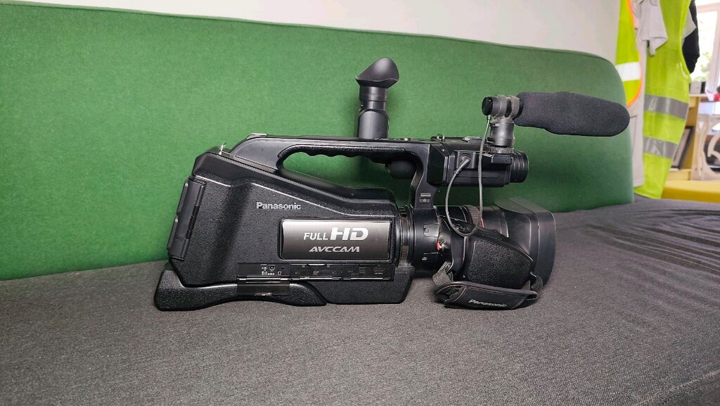 Panasonic AG-AC6 VİDEO KAMERA - 2