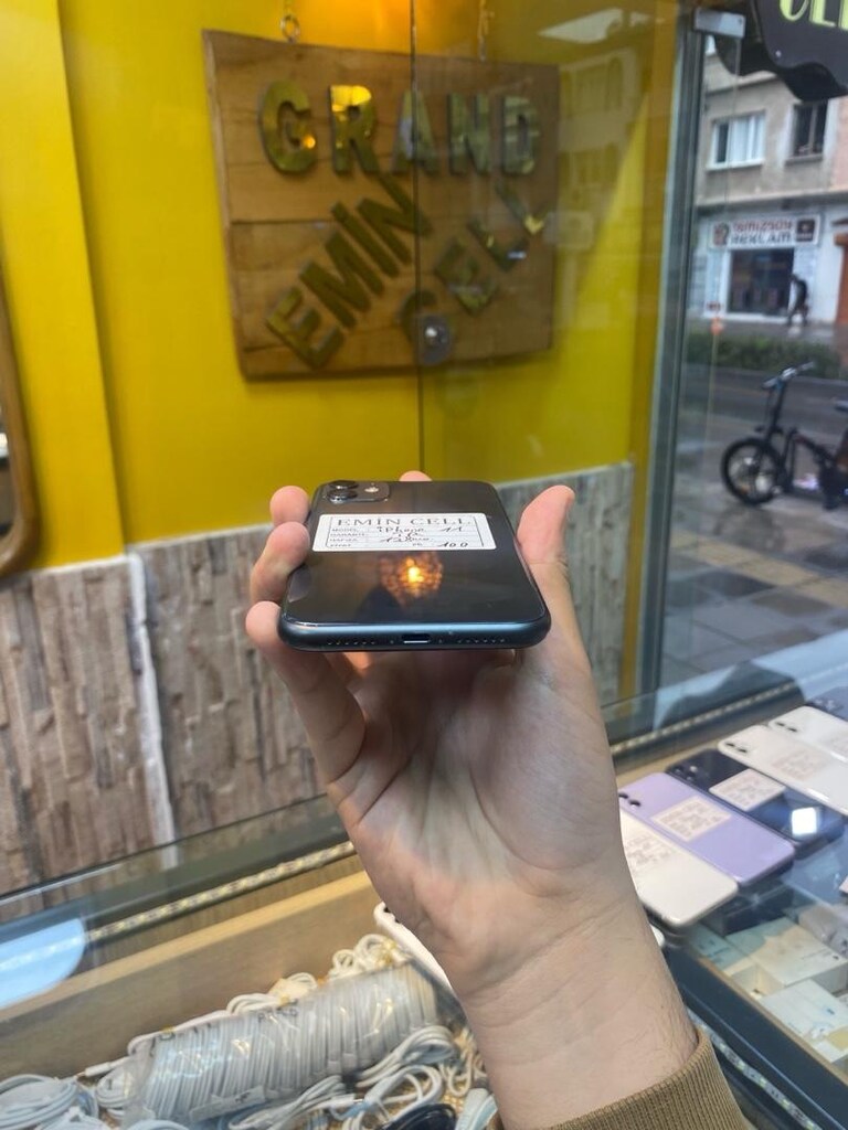 İphone 11 TR - 3