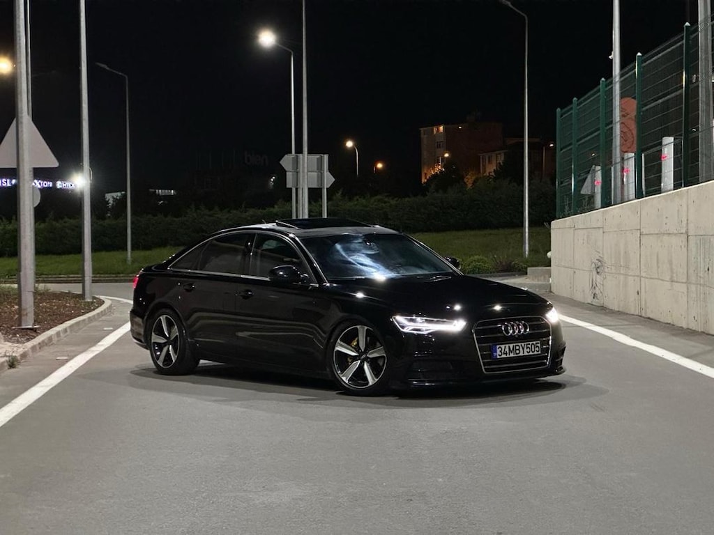AUDI A6 - 10