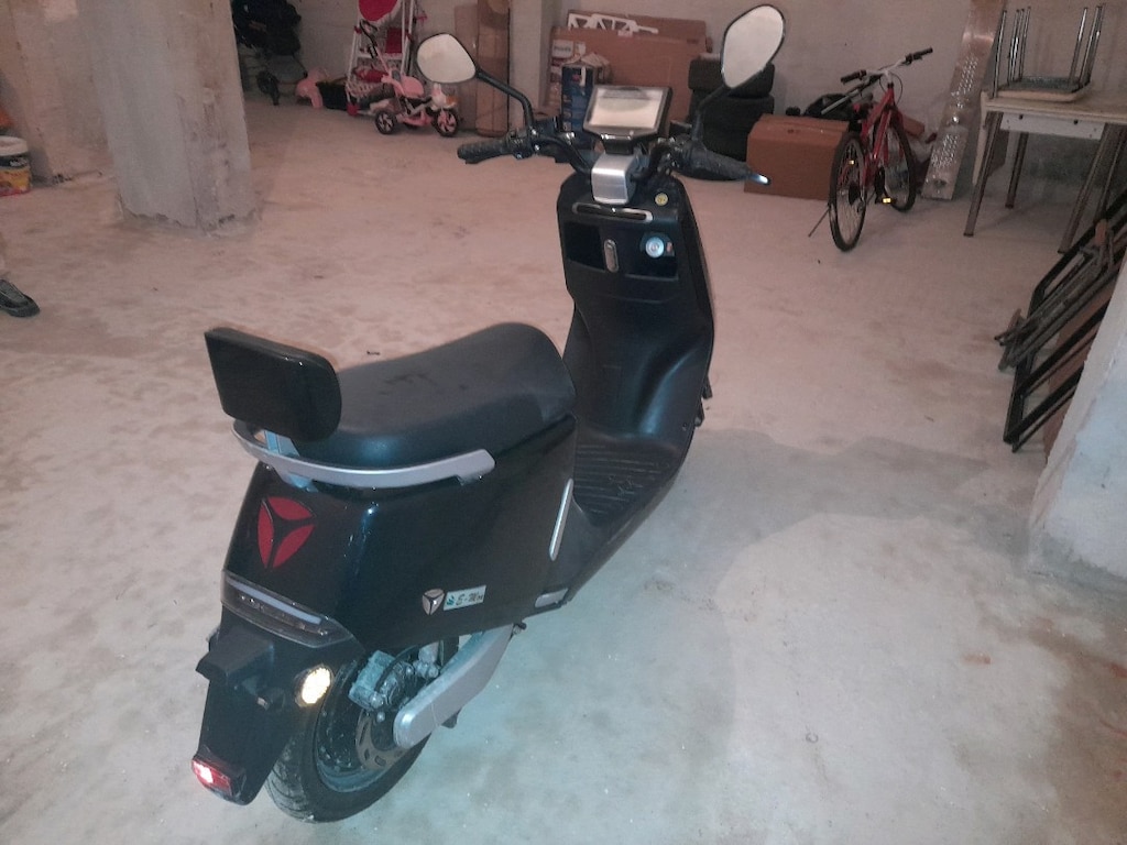 2022 Mondial Yadea G5 Elektrikli Moped-Batarya arızalı /Projelik