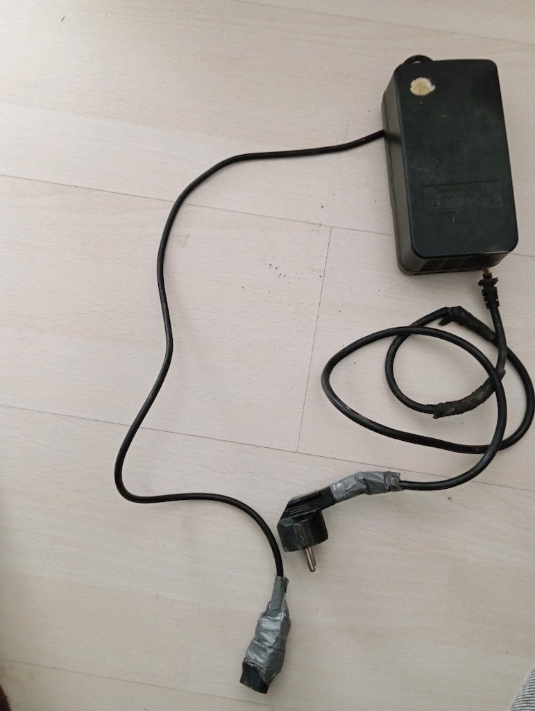 yuki lotus e-bike şarj adaptörü - 3