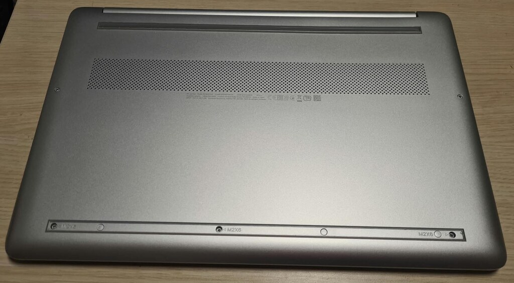 HP 15s-fq1000nt 15.6 Full HD Intel I5-1035G1 8GB RAM 256GB M2SSD - 4