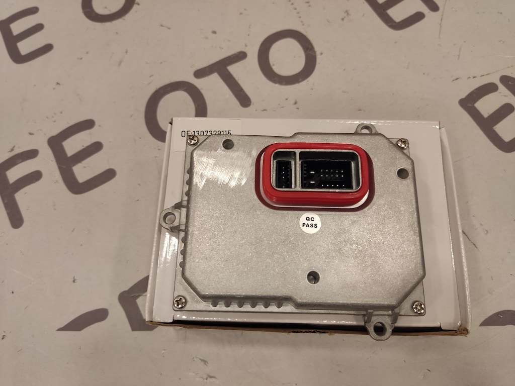 ALFA ROMEO 159 XENON FAR BEYNİ LRB770 1307329115 60681942 - 2
