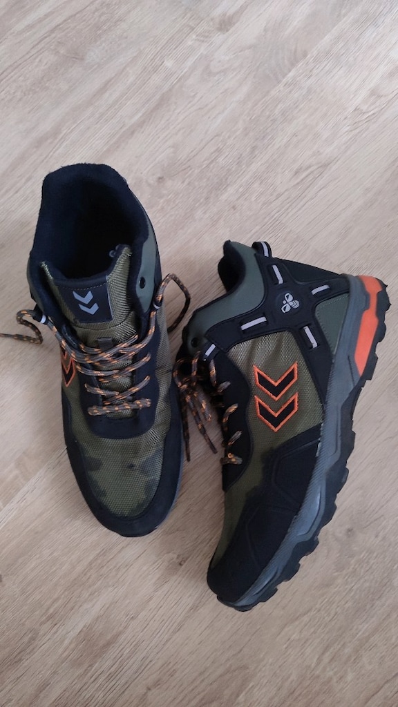 Hummel outdoor bot - 2