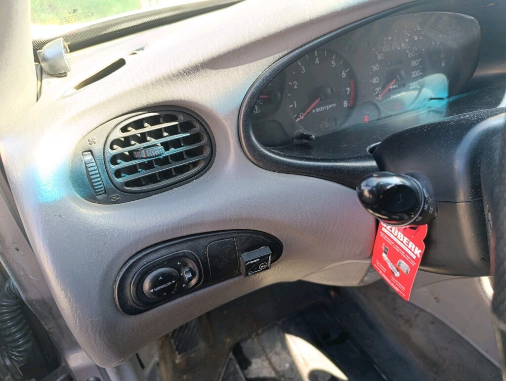 Hyundai Elantra - 10