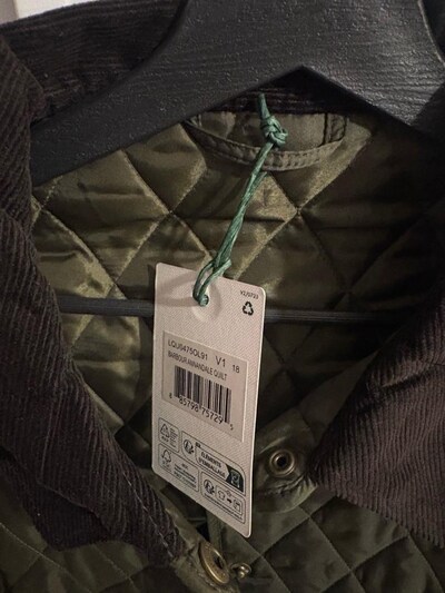 Hiç giyilmemiş Barbour
