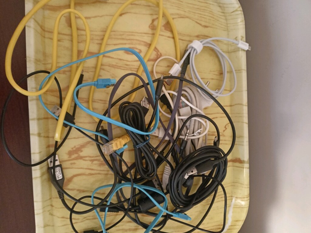 çeşitli elektrik tesisat malzemeleri - 5