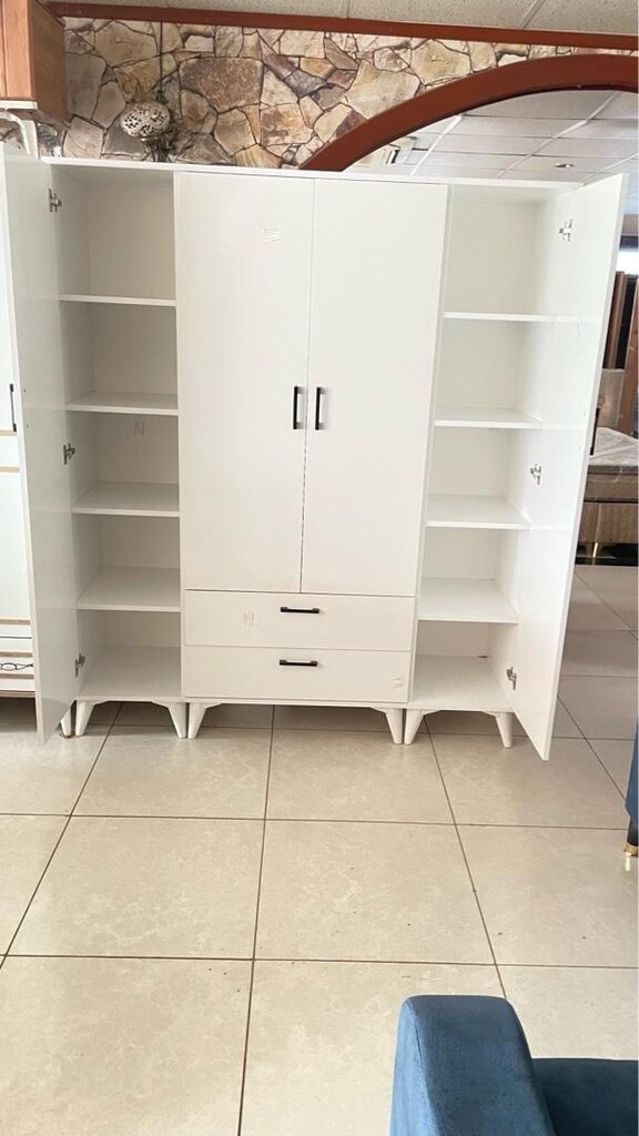 4 kapaklı elbise dolabı - 6