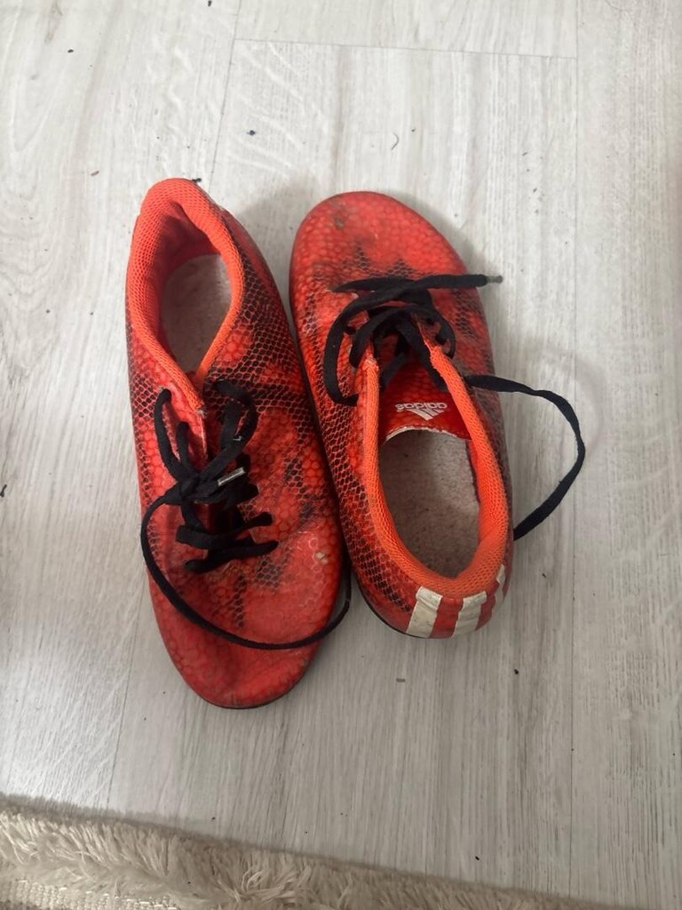 Adidas krampon 32 numara - 4