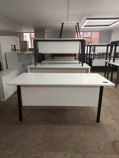 KLAS OFİS ÜSKÜDAR 160x80 BEYAZ ÇALIŞMA MASASI