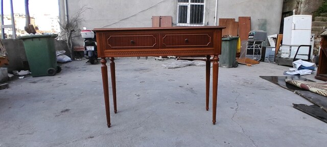 Vintage Dresuar
