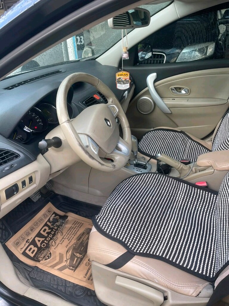 2011 fluence en ful paket - 2