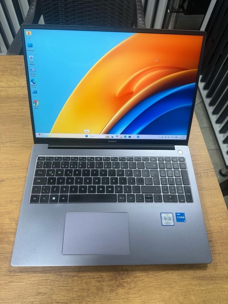 HUAWEİ D16 i5 12 (08) 8 ram 512 ssd m2 - 8