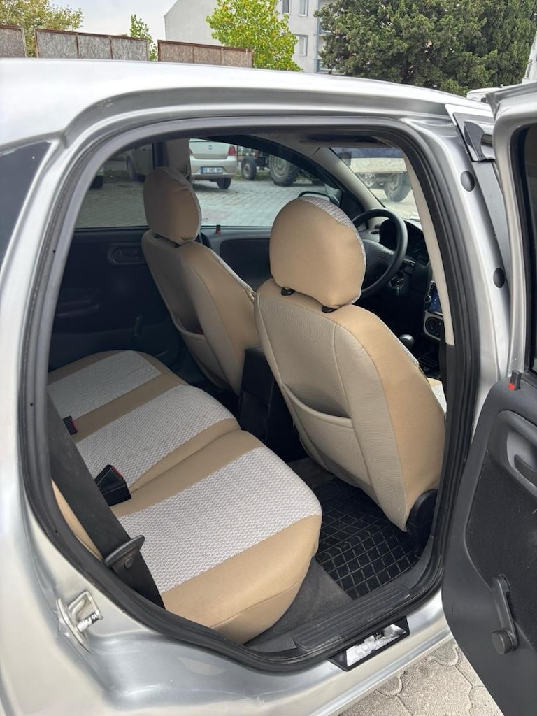2004 Opel Corsa araba - 12