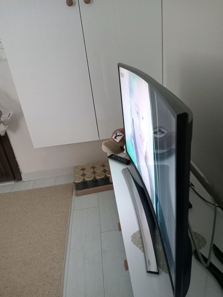 samsung 42inc curved ekran internetli tv - 4