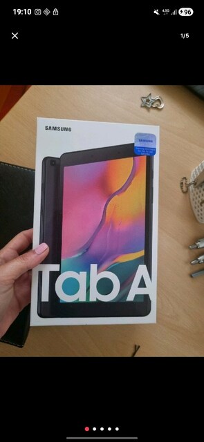 SAMSUNG TABLET
