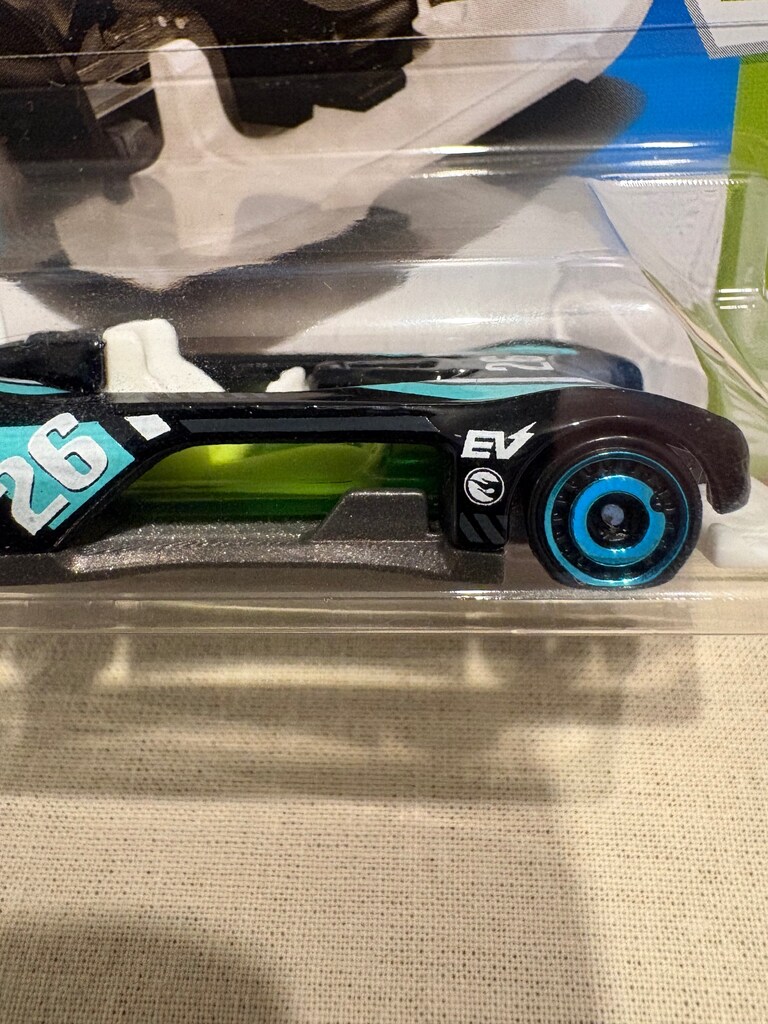 Hot Wheels Electro Silhouette TH (Treasure Hunt) - 3