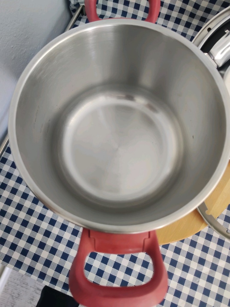 Tefal Clipso 6 Lt düdüklü tencere sağlam sorunsuz çalışıyor - 6