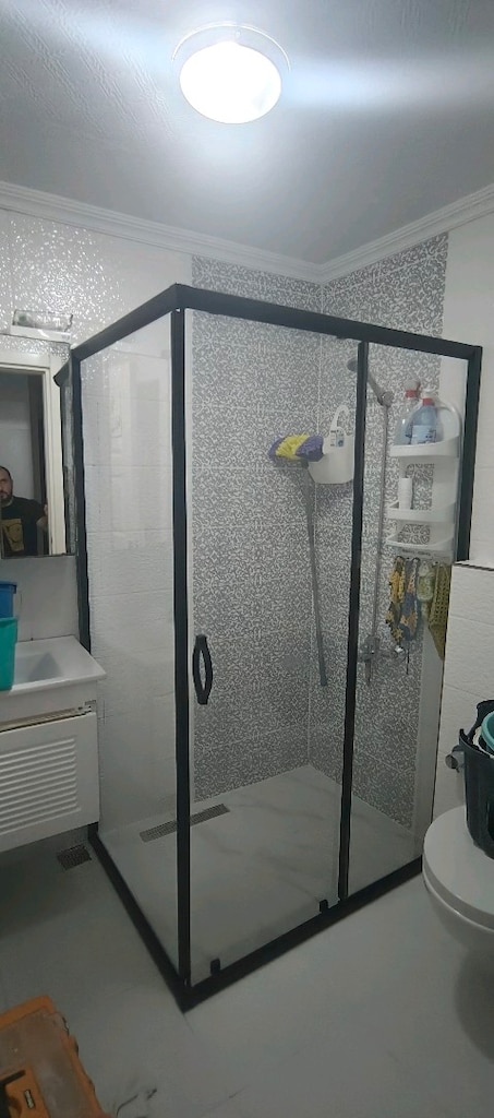 DUŞAKABİNDE FIRSAT - 8