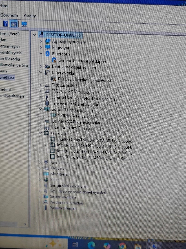 Toshiba Satellite L730 Laptop intel i5 - 2