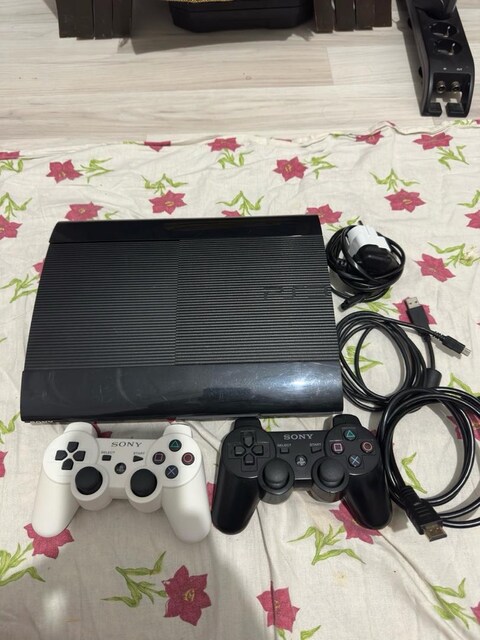PS3 Superslim ilk sahibinden