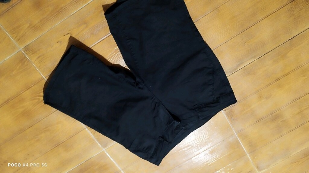 #Likralı keten şort pantolon Eni 41 Boyu 48
Çokça bermuda var.. - 2