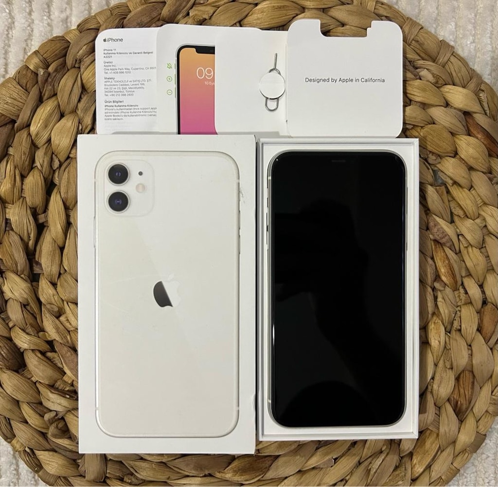 İlk Sahibinden Bayandan İphone 11 128GB - 2
