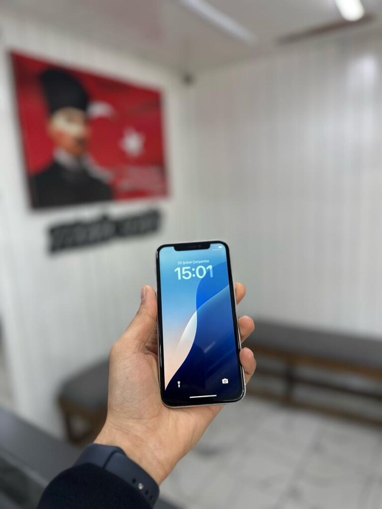 İPHONE XR 64 GB - 2