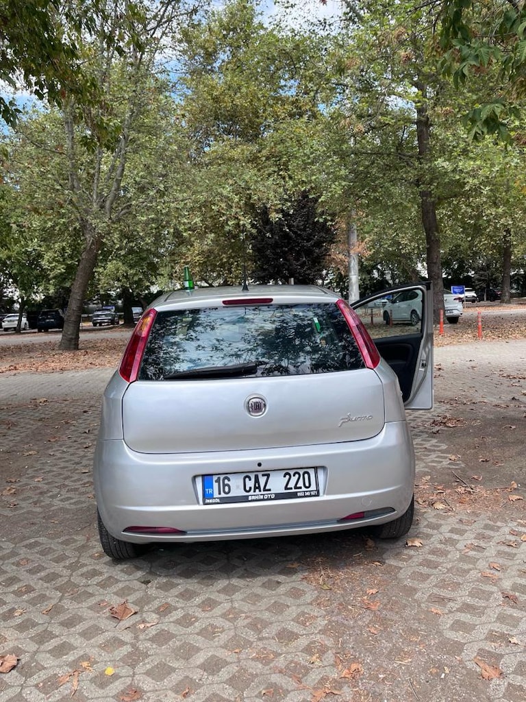 Temiz Fiat Punto 2011 1.3 dizel multijet - 2