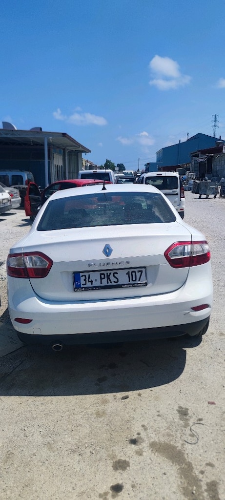 Renault Fluence 2013 Önden Kazalı - 3