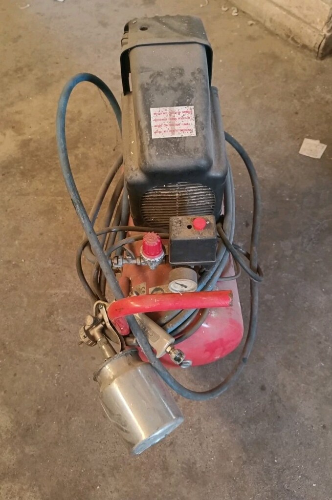 İtalyan Fiac GM 201 Kompresör - 1.5 HP 8 Bar - Hortum ve Tabanca - 8