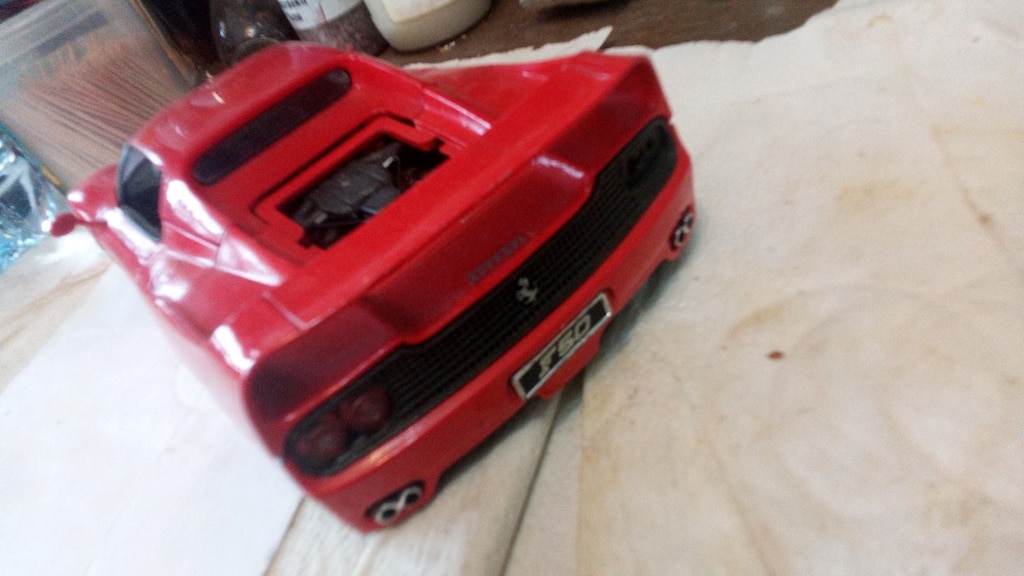 1/18 Maisto Ferrari F50 - 4