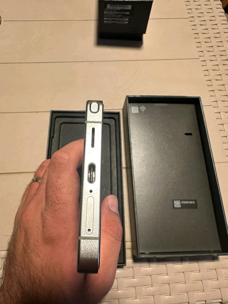 Samsung S25 Ultra - 4