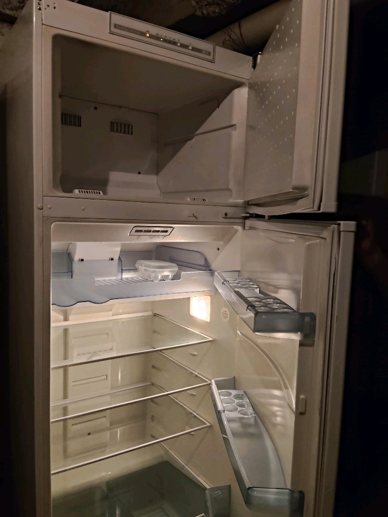 Profilo Buzdolabı Açıklama Oku - 5