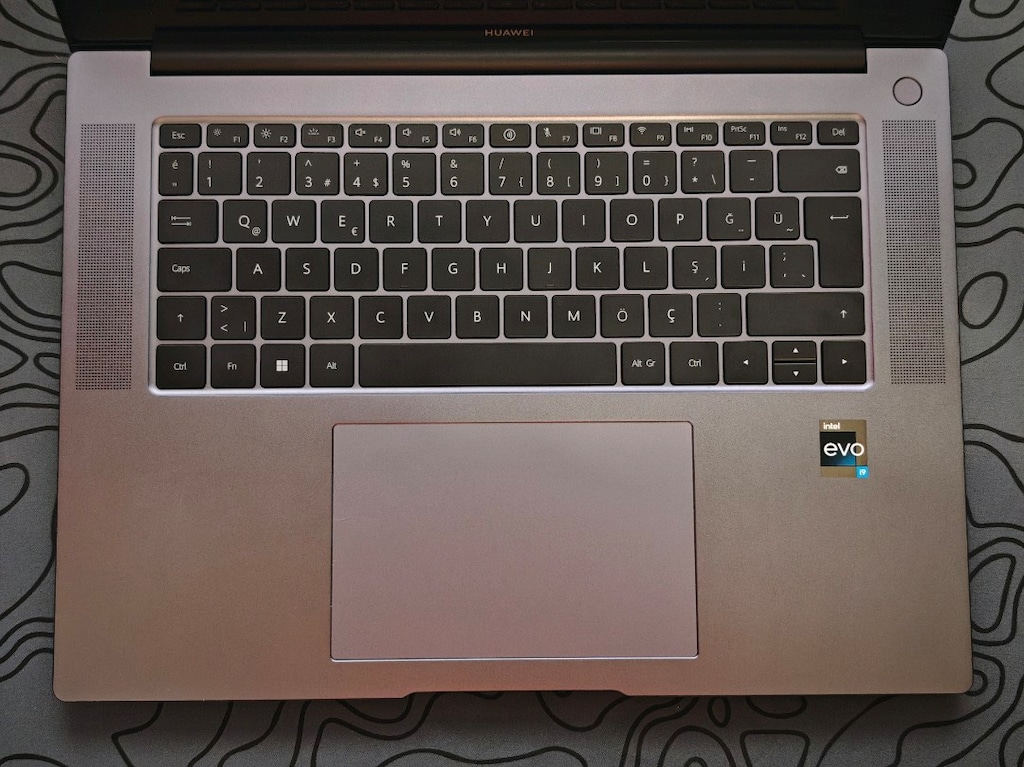 Huawei Matebook 16S i9 Laptop - 5